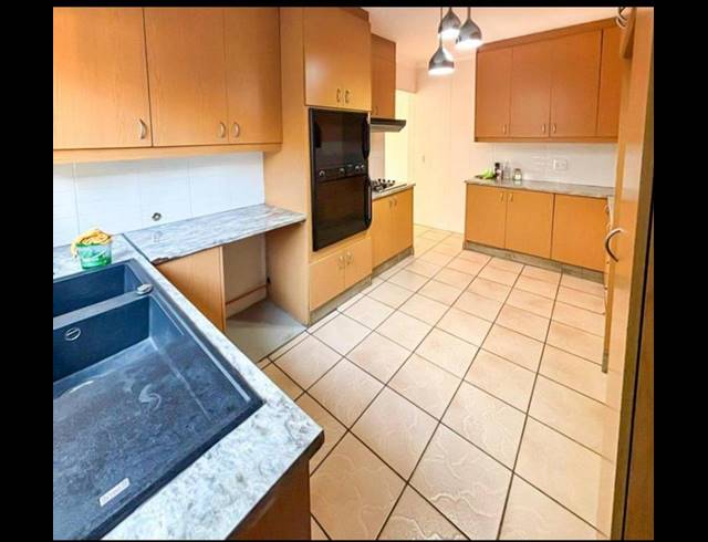 3 BEDROOM HOUSE FOR SALE IN GLEN MARAIS